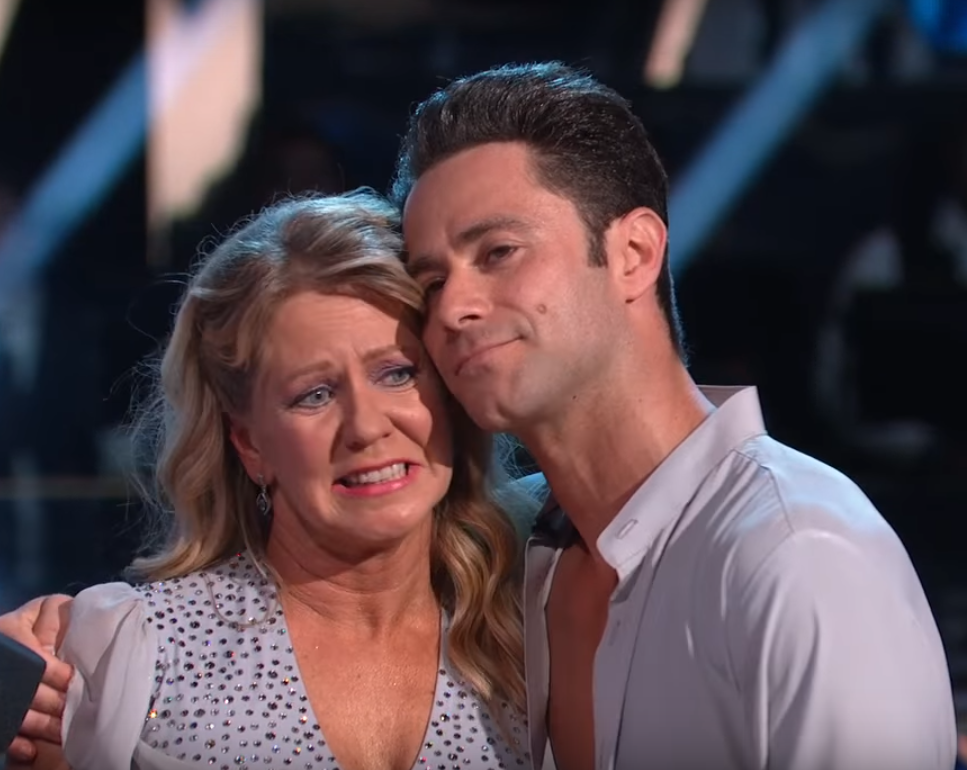 Tonya Harding Advances to DWTS Finale, Fans Tweet Their Ire The