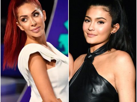 Lisa Rinna, Nude Window Selfie - The Hollywood Gossip