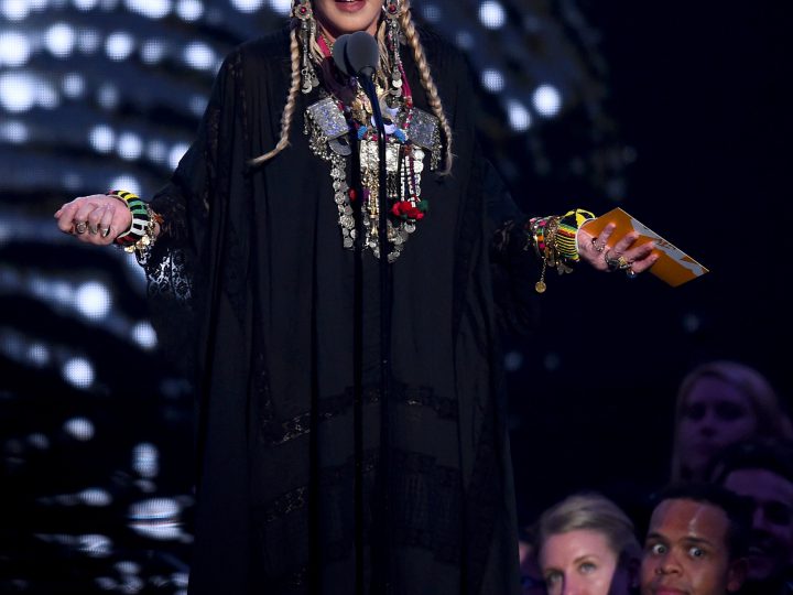 Madonna Pays Tribute