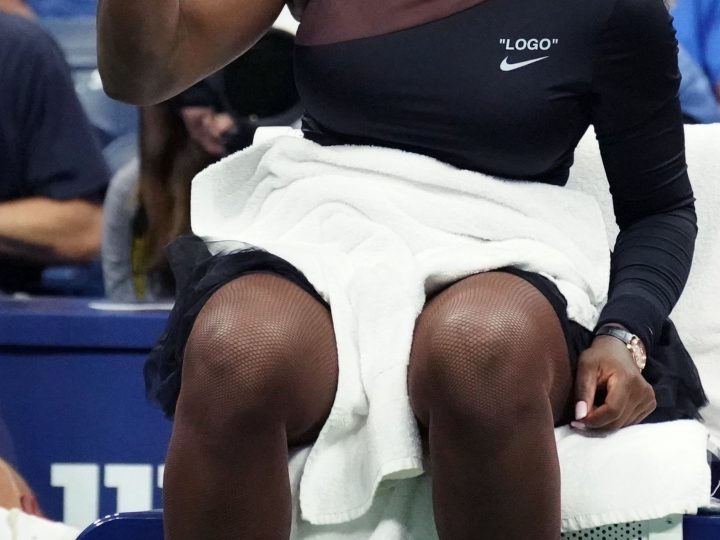 Serena Williams yells