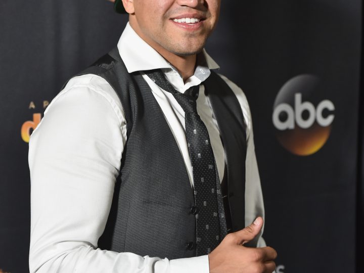 Victor Ortiz Image