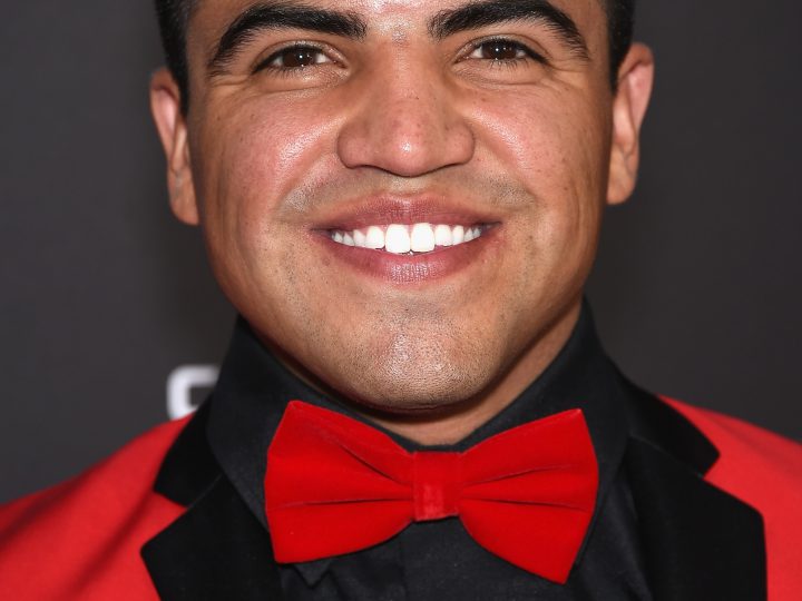 Victor Ortiz Picture