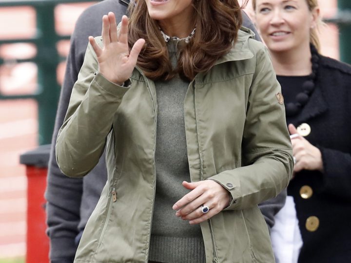 Kate Middleton Waves Hi