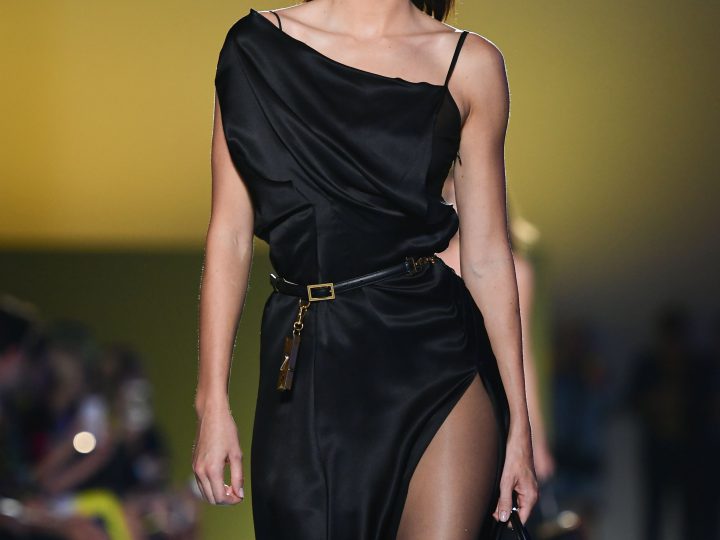 Kendall Jenner Walks in Milan