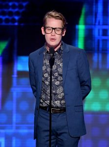 Macaulay Culkin Presents at the 2018 American Music Awards