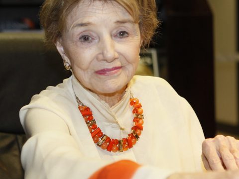 Peggy McCay snapshot