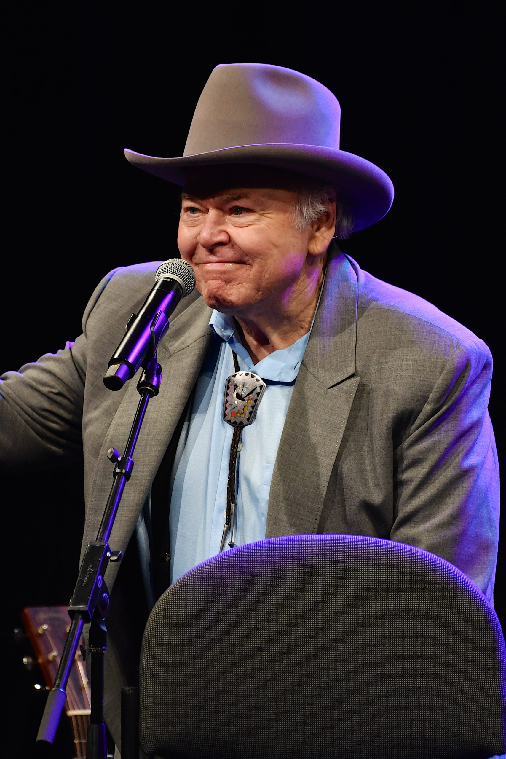 Roy Clark Photo - The Hollywood Gossip