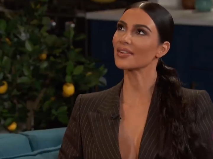 Kim Kardashian, Very Low Neckline