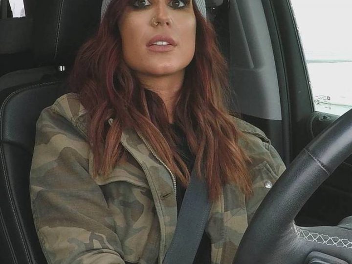 Chelsea Houska Drives