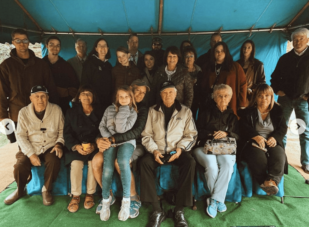 Jeremy Roloff Shares Emotional Pictures of Grandmother's Funeral The(02)