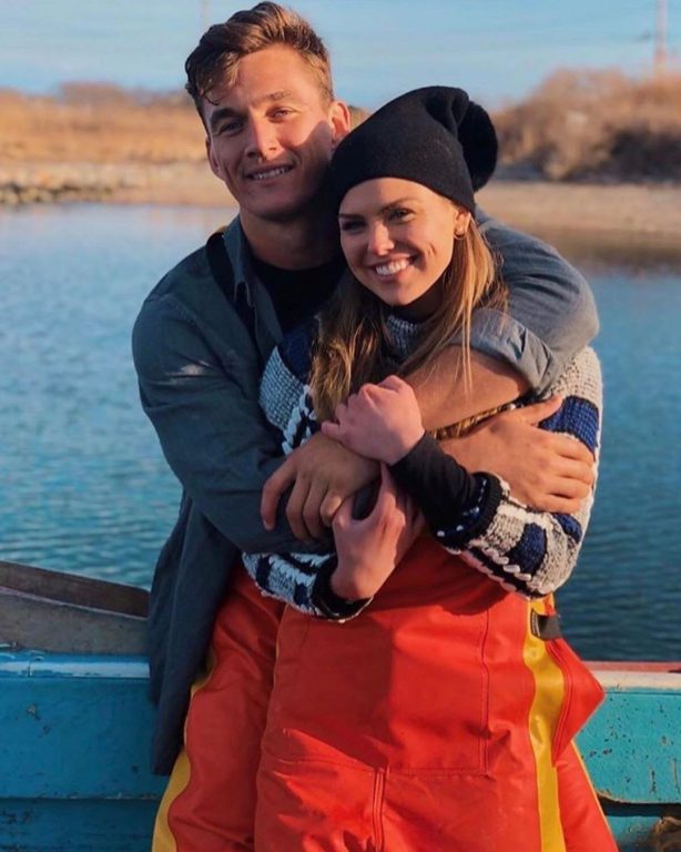 Tyler Cameron Scrubs Instagram of All Hannah Brown Traces The