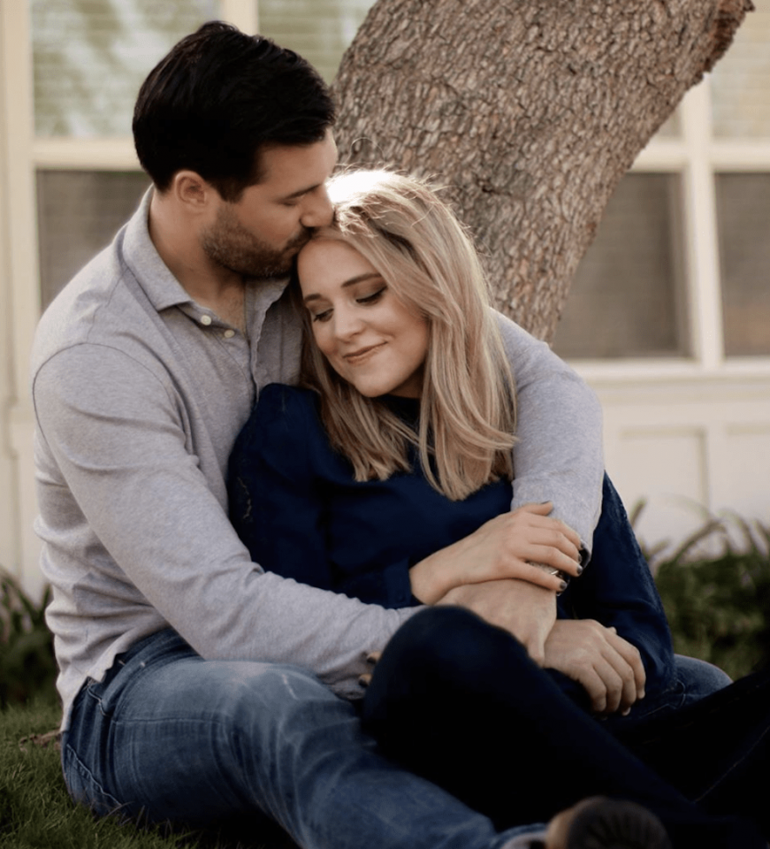 Jinger Duggar and Jeremy Vuolo CAUGHT Drinking Alcohol?!? The