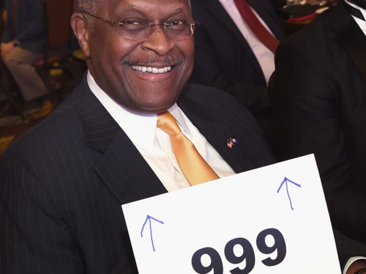 Sarah Palin Disses Herman Cain, Lame-Stream Media