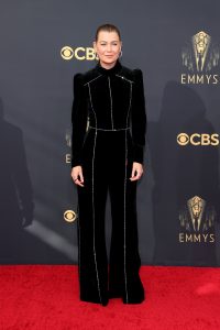 Ellen Pompeo attends the 73rd Primetime Emmy Awards