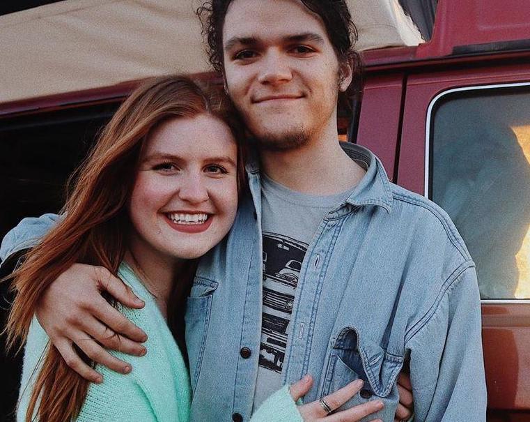 Jacob and Isabel Roloff Pic