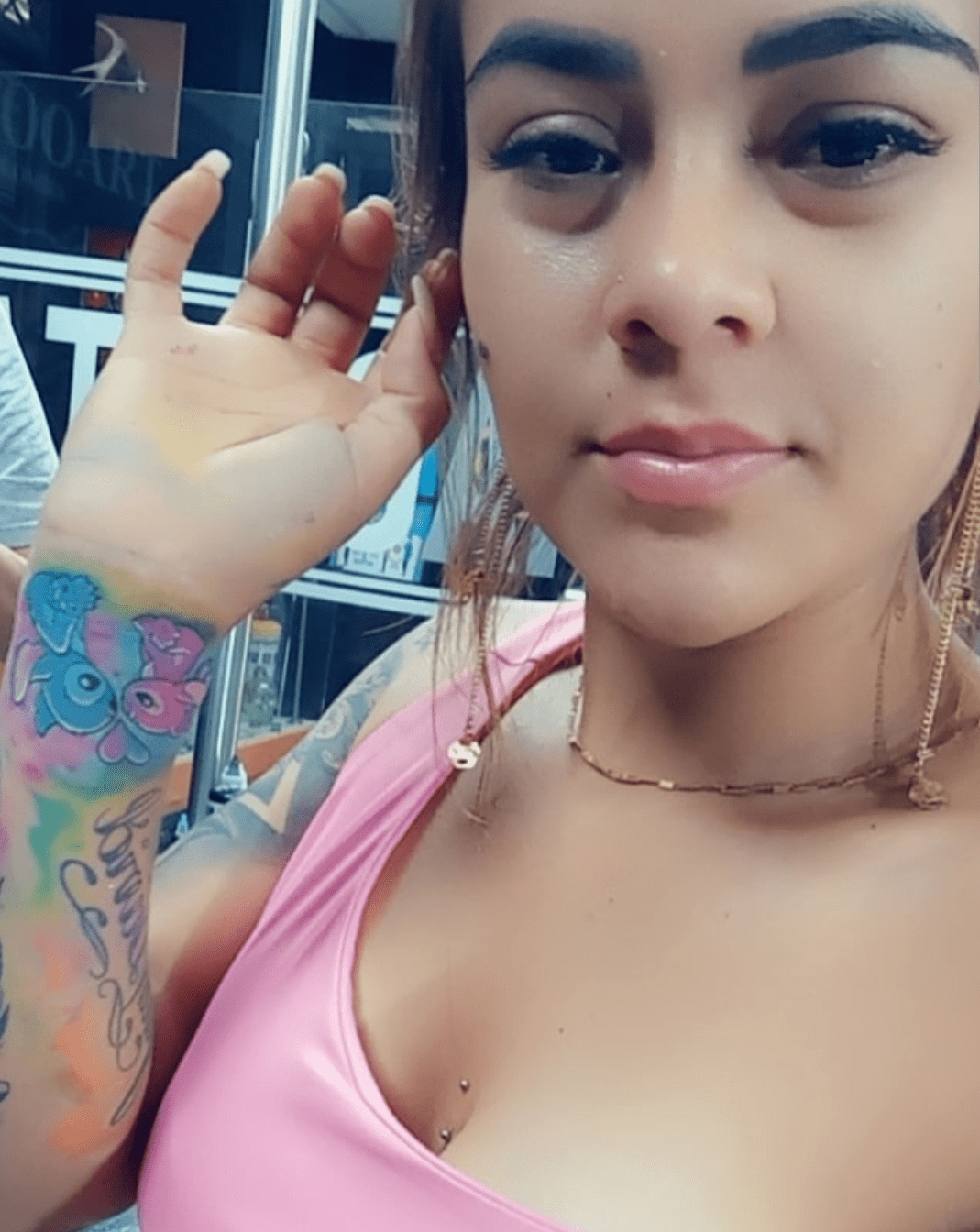 Ximena Cuellar Covers Up Tattoo - The Hollywood Gossip