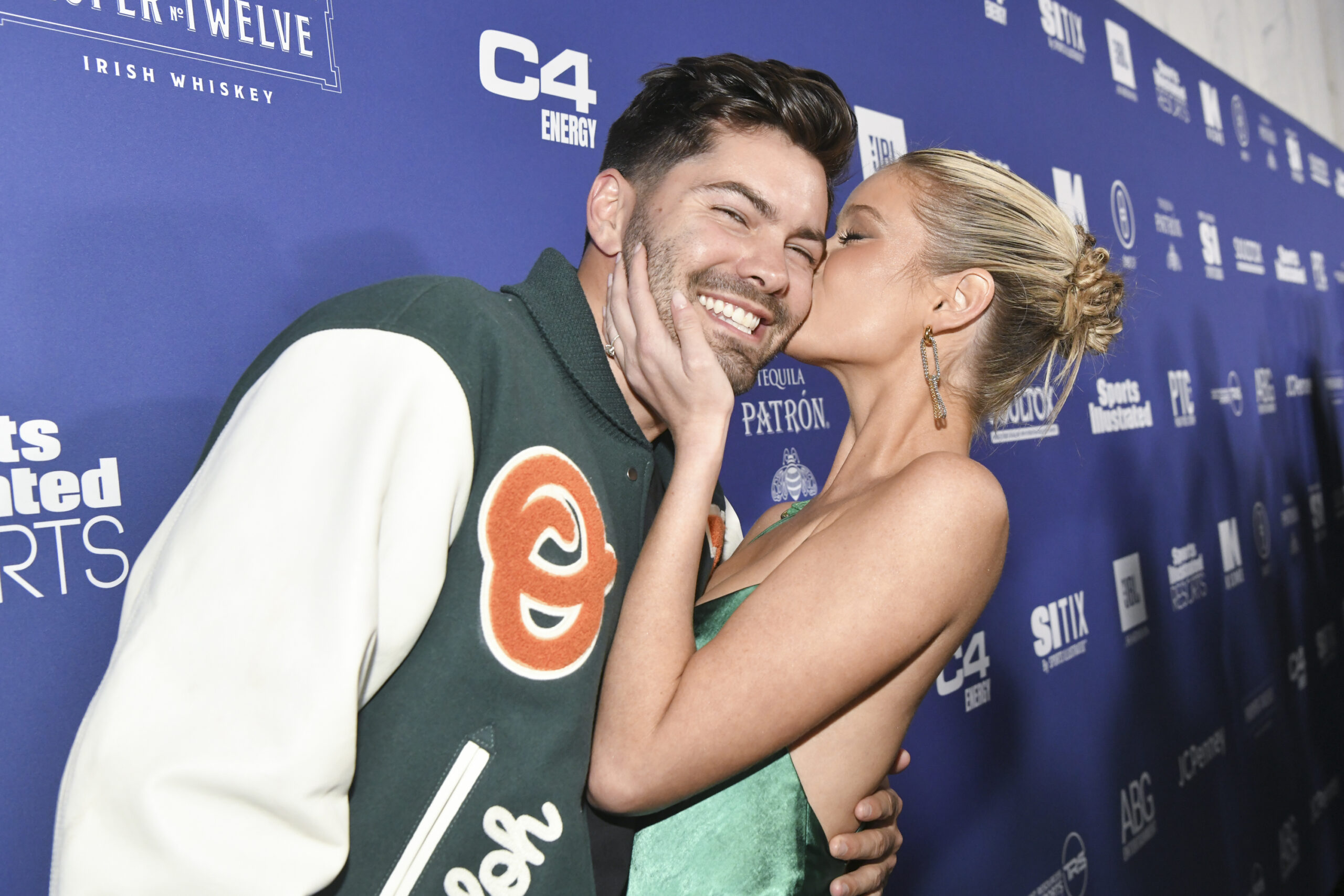 Hannah Godwin and Dylan Barbour: Look at Us! We’re MARRIED!