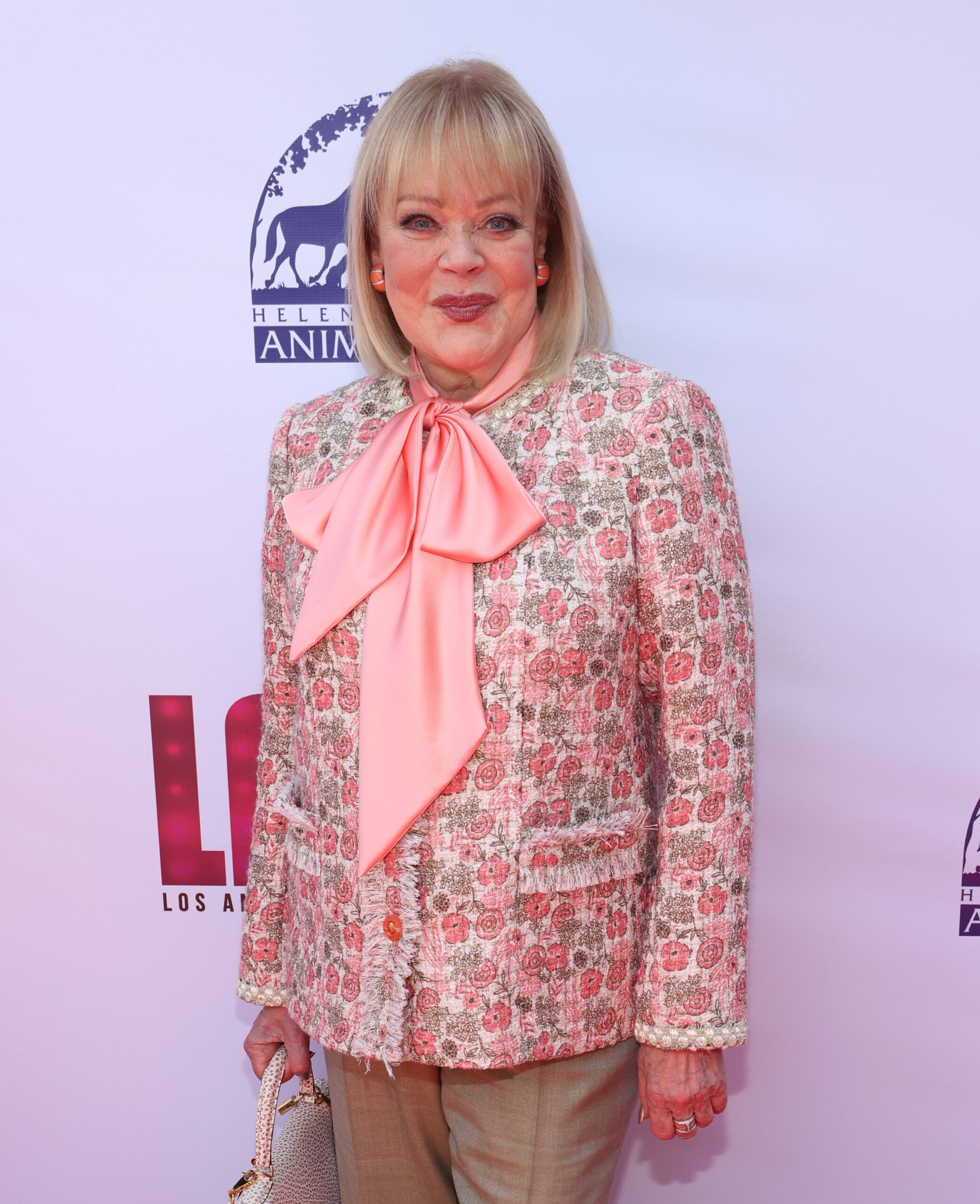 Dean McDermott Candy Spelling Doesn't Support Tori, Grandkids(02)