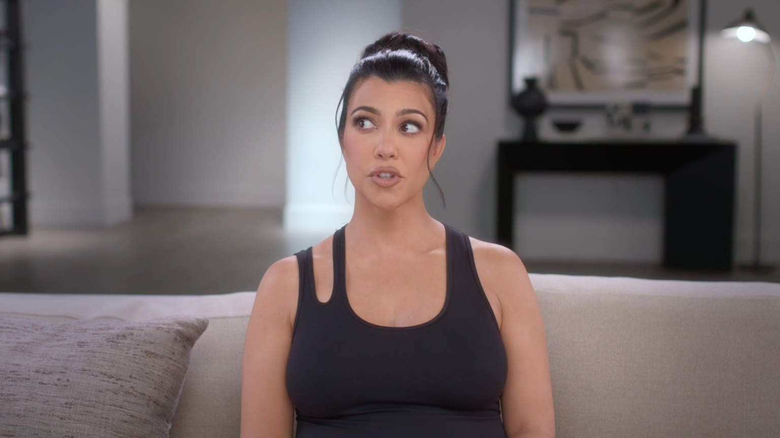 Kourtney Kardashian Shades Kim Over Infamous Earring Loss