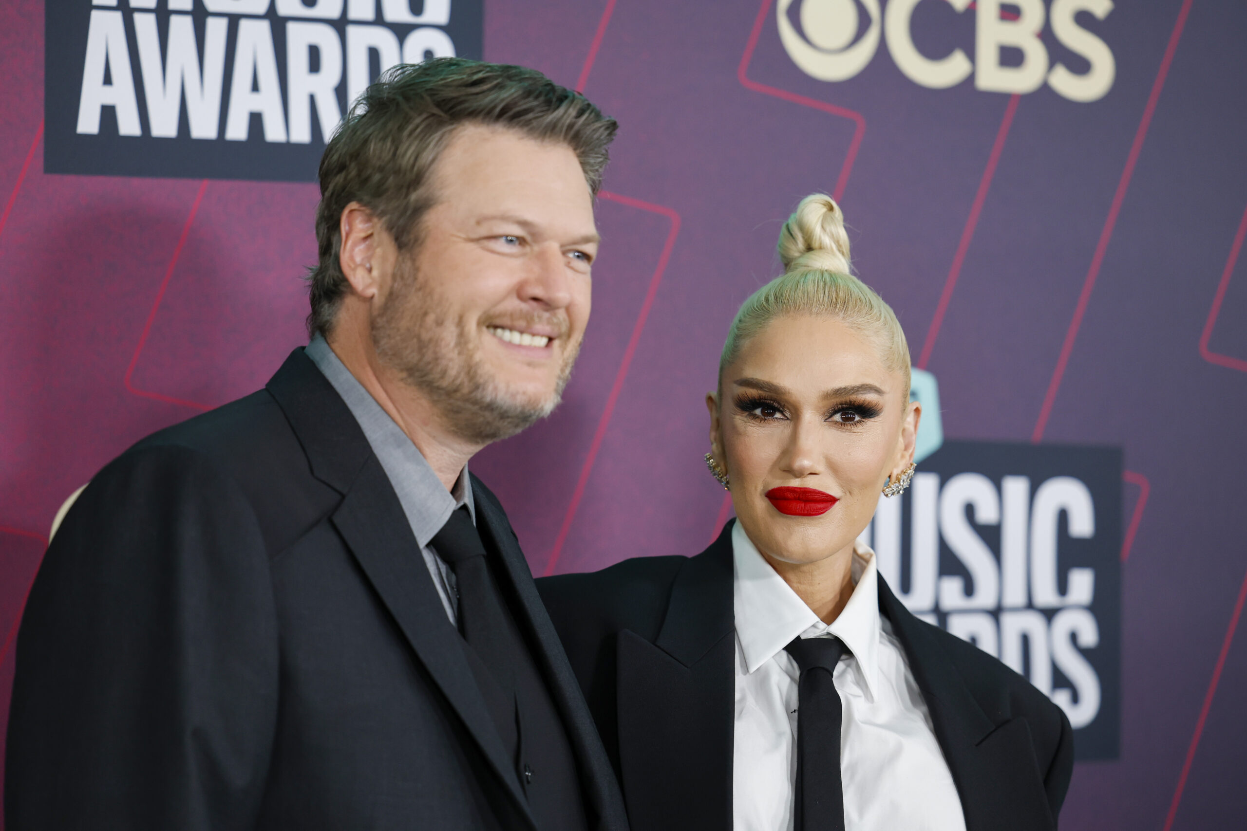 Gwen Stefani and Blake Shelton Facing Marriage Problems?(01)