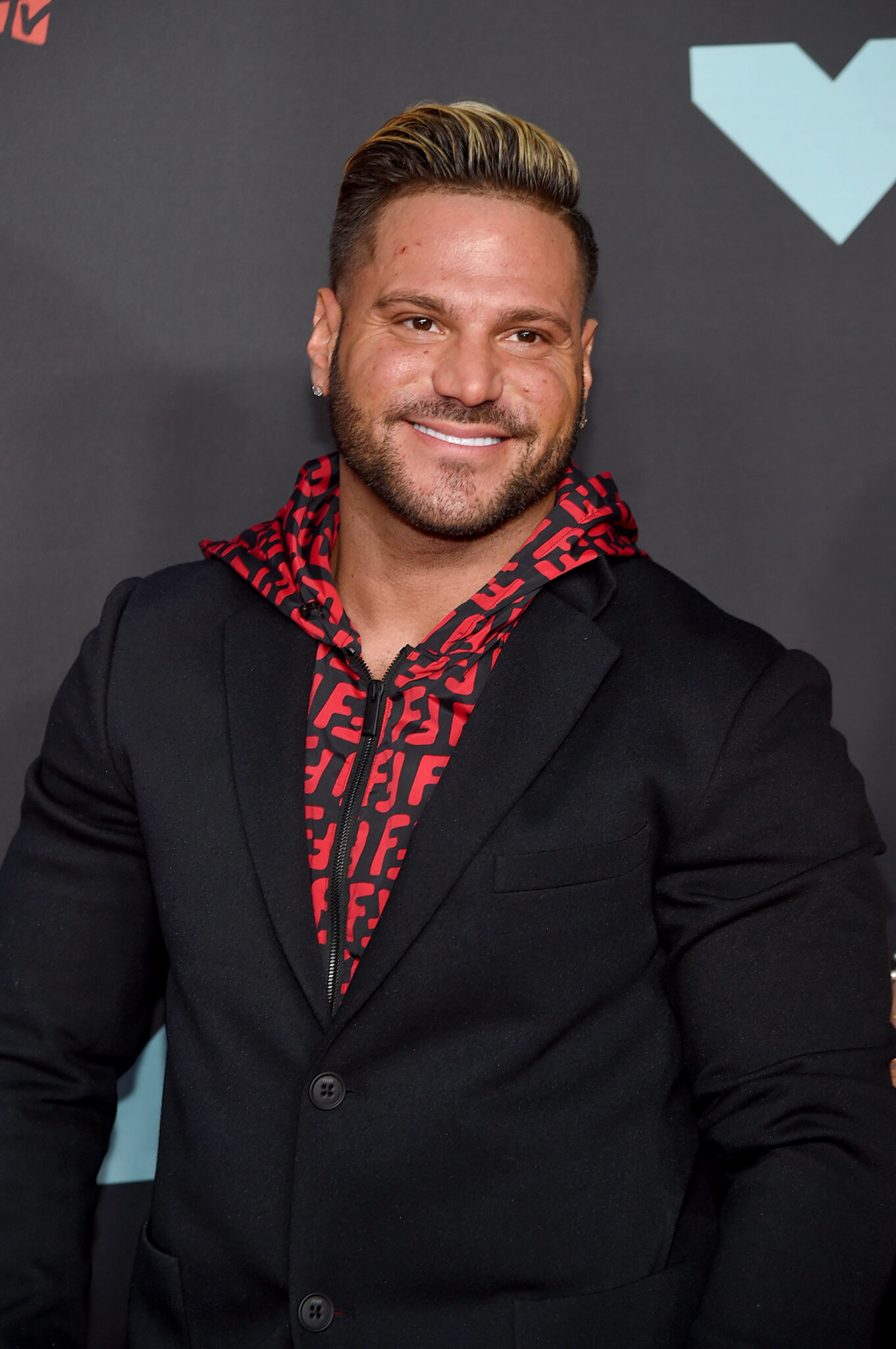 10. Jersey Shore'S Angelina: Near Quit Over Family Vacation - um56adv