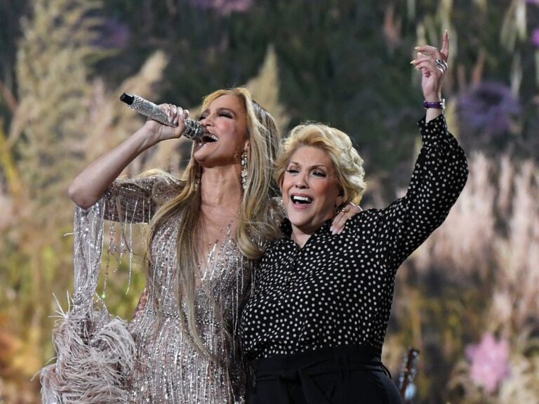 Jennifer Lopez&rsquo;s Parents, David & Guadalupe, & Relationship Now