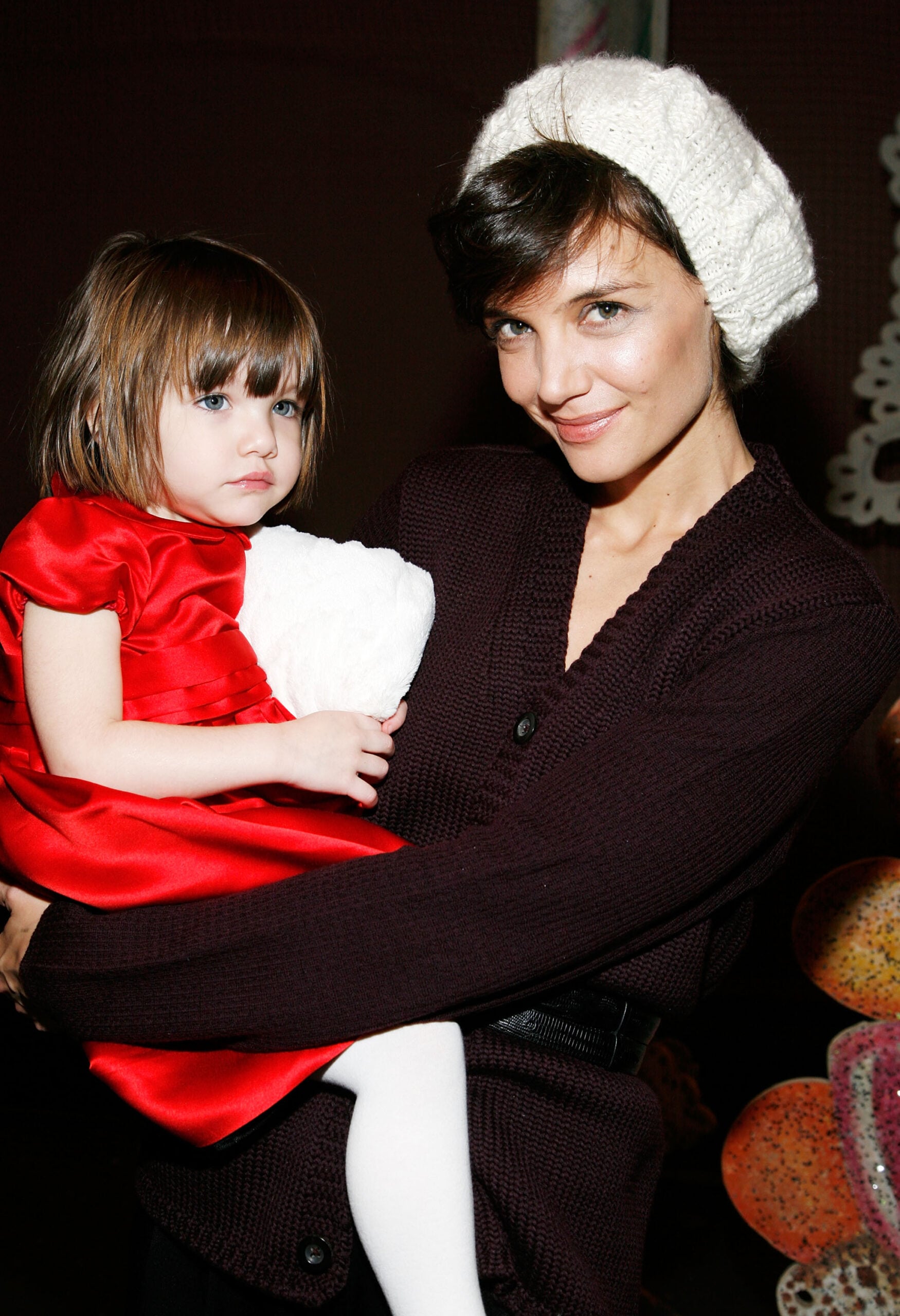 Suri Rlo Suri Cruise Turns 18, Remains VERY Estranged from Famous Dad