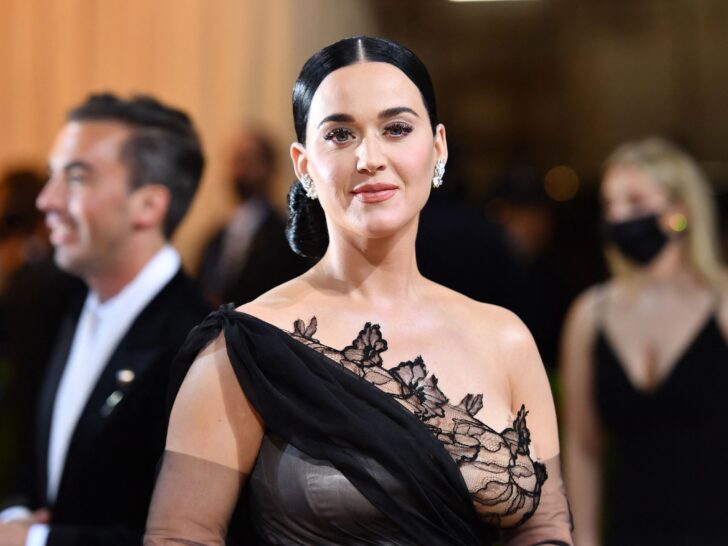 Katy Perry Skips Met Gala, But Fools Internet With Ultra-Realistic AI Photos