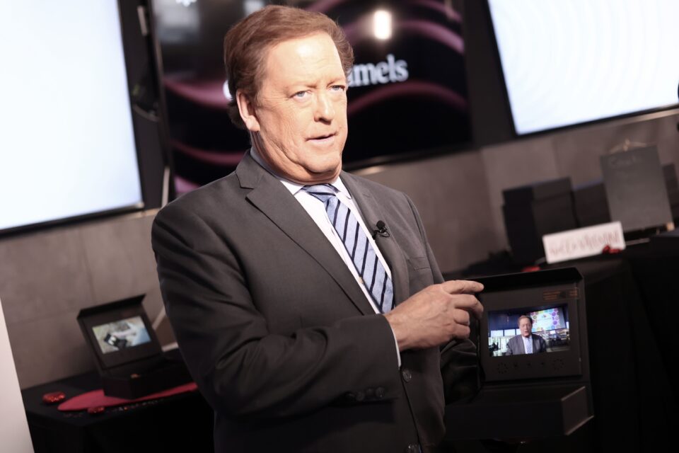 Brett Diers Hollywood Buzz Latest News And Gossip On This Rising Star - 1o5oxxr