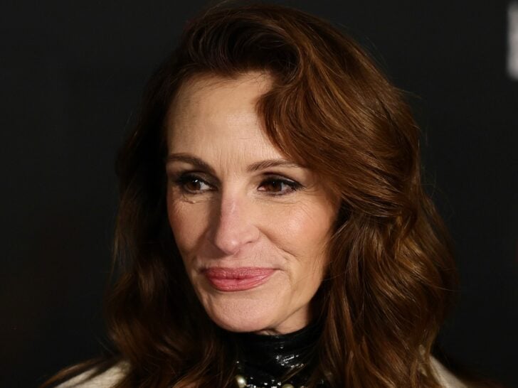 Julia Roberts Gets ‘Handsy’ with Travis Kelce, Incurs Ire of Swifties