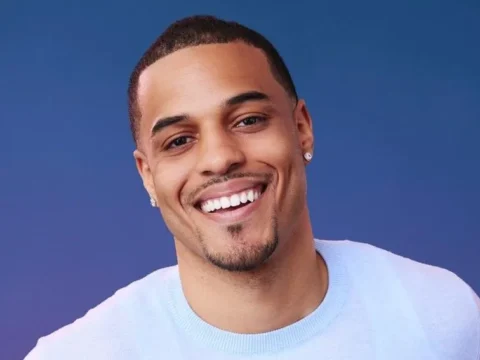 Grant Ellis poses here for an ABC promotional photo.