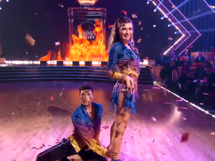 ‘DWTS’: Anna Delvey & Her Bedazzled Ankle Monitor Should ‘Go Home …
