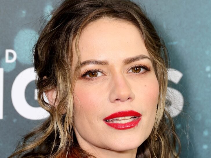 Bethany Joy Lenz Describes How Cult Lured & Controlled Her During ‘One Tree …