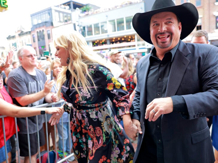 Garth Brooks Responds to Ugly Rape Allegations