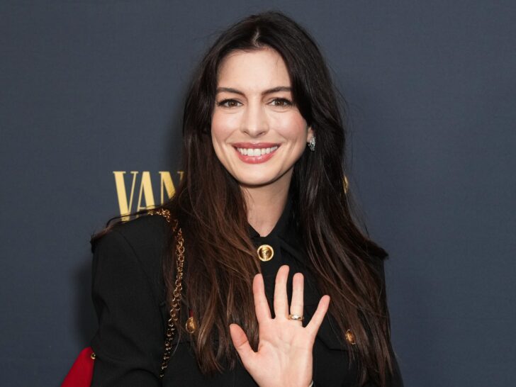 Anne Hathaway & Young Son Nearly Trampled at NBA Game: Watch