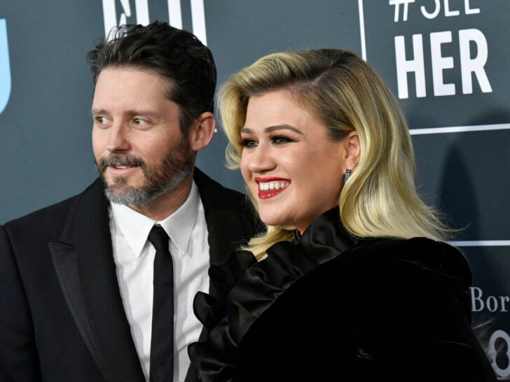 Kelly Clarkson Hurls Clear Shade at Ex-Husband in New Music Teaser