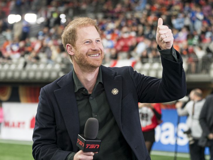 Prince Harry Settles Hacking Suit Against The Sun; Tabloid Apologizes For Harassing …
