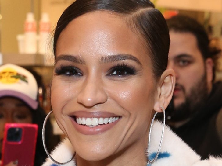 Cassie Ventura Pregnant With Baby #3!