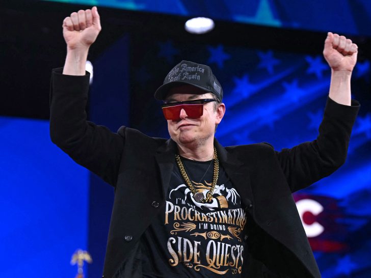 Grimes Posts Public Plea to Elon Musk: ‘Please Stop Ignoring Our Child’s …