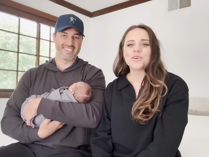 Jinger Duggar Claps Back at Claims That She’s Hiding a ‘Disabled’ Child