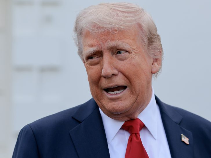 Donald Trump Takes Shot at Taylor Swift During Philadelphia Eagles’ White House …