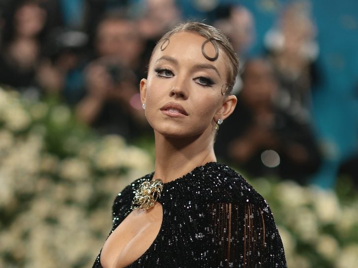 Sydney Sweeney & Machine Gun Kelly: New Couple Alert?
