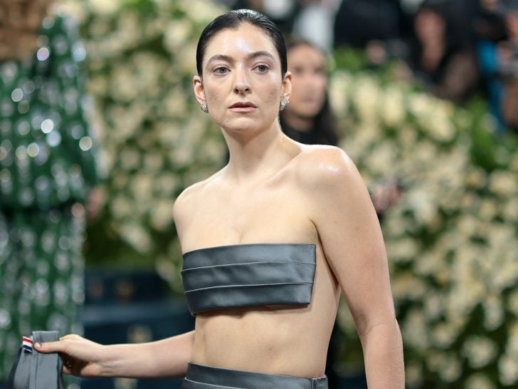 Lorde Admits to Watching Infamous Pamela Anderson & Tommy Lee Sex Tape for Some Reason