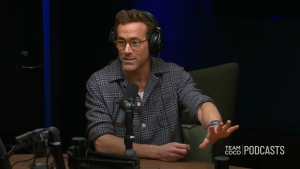 Ryan Reynolds Pokes Fun at Meghan Markle Even Though He’s in a Jam Too