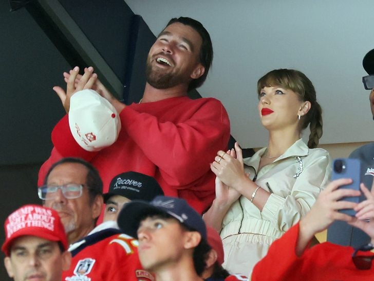 Taylor Swift Married? Singer Sets Romantic Status Straight