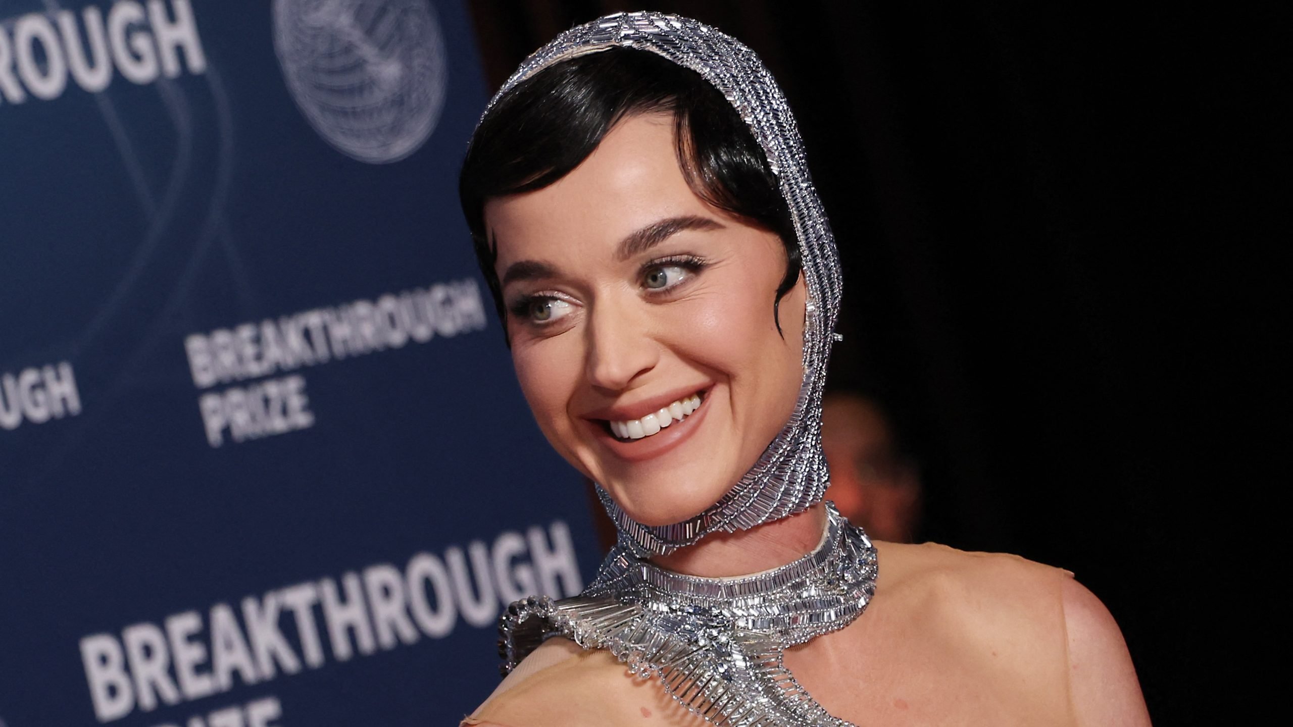 Katy Perry & Justin Trudeau Spotted on Dinner Date?!
