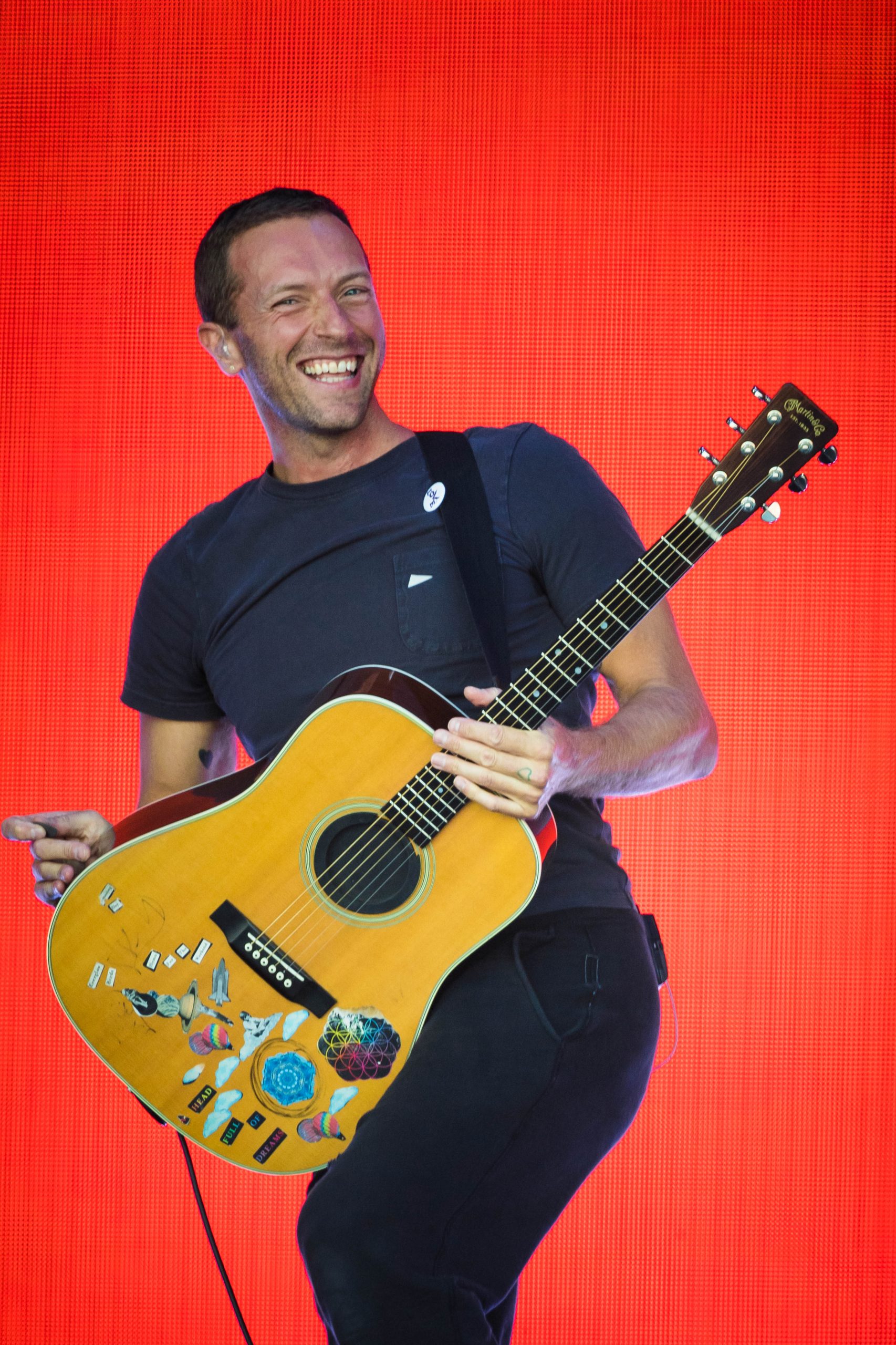 Chris Martin of Coldplay performs on the Pyramid stage on day five of Glastonbury Festival at Worthy Farm, Pilton on June 30, 2019 in Glastonbury, England. Andy Byron: Wife of ‘Coldplay CEO’ Changes Last Name on Facebook as Fallout …