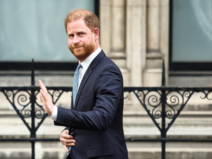 Prince Harry and King Charles to Reconcile? Senior Aides Meet in London