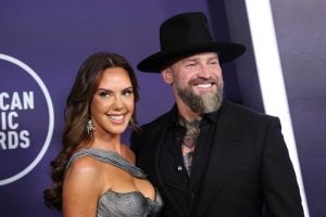 US country singer Zac Brown and US jewelry designer Kendra Scott arrive for the 51st American Music Awards at the Fontainebleau in Las Vegas, Nevada on May 26, 2025.