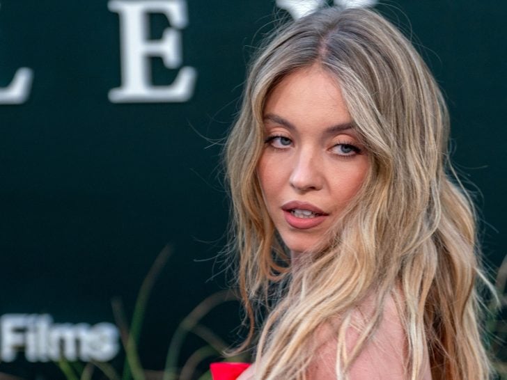 Sydney Sweeney Goes Topless for American Eagle, Gives New Meaning to ‘Great …